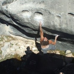 0008_Moritz_Eisenlauer_in_einem-V10_Problem-Archiv-Jochen_Perschmann.jpg