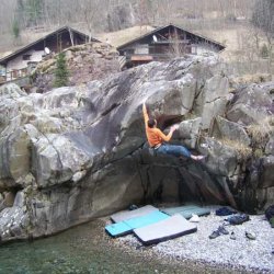 0018_Bouldering_in_Val_Daone-Archiv-Sergio.jpg