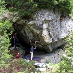 0033_Bouldering_in-Val_Daone-Archiv-Sergio.jpg