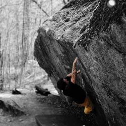 0008_Enrico_Haase_bouldering_in-Algund-Foto-Enrico_Haase.jpg