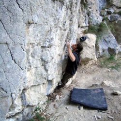0010_Philip_Hrozek_in-Wolfgangs_Traverse_8a-Archiv-Hrozek.jpg