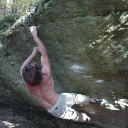 0027_Tom_Brenzinger_in-Elypse-Foto-Maik_Urbczat.jpg